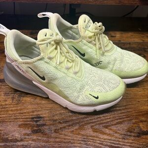 NIKE Air Max 270 Neon Pale Green Sneakers